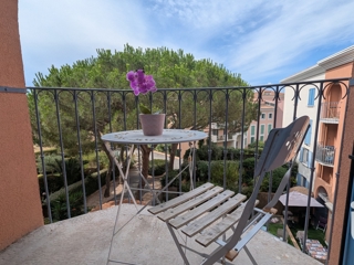 Vente  Appartement F4  de 111 m² à Fréjus 335 000 euros