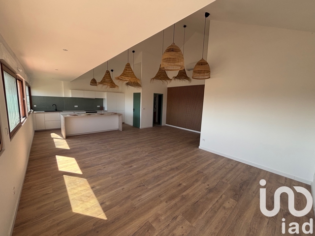 Vente  Appartement F4  de 100 m² à Bandol 389 000 euros Réf: SFN-1820615