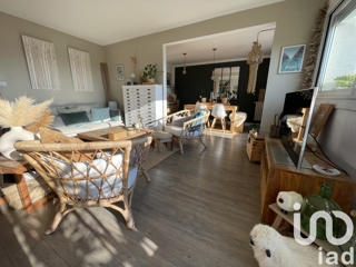 Vente  Appartement T5  de 96 m² à Hyères 385 000 euros Réf: SFN-1821391