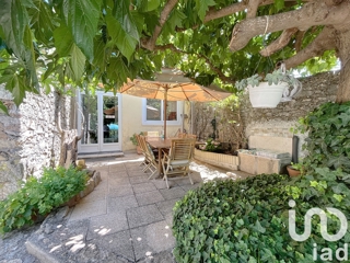 Vente  Maison de 129 m² à La Roquebrussanne 330 000 euros