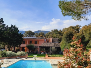 Vente  Maison de 248 m² à Bormes les Mimosas 1 895 000 euros Réf: SFN-1818753