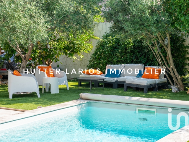 Vente  Maison de 110 m² à Solliès Ville 549 000 euros Réf: SFN-1826609