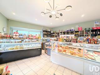 Vente  Local commercial de 60 m² à Saint Raphaël 199 000 euros