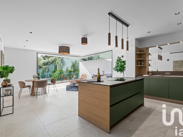Vente  Appartement F3  de 139 m² à Les Adrets de l'Estérel 965 000 euros Réf: SFN-1824028