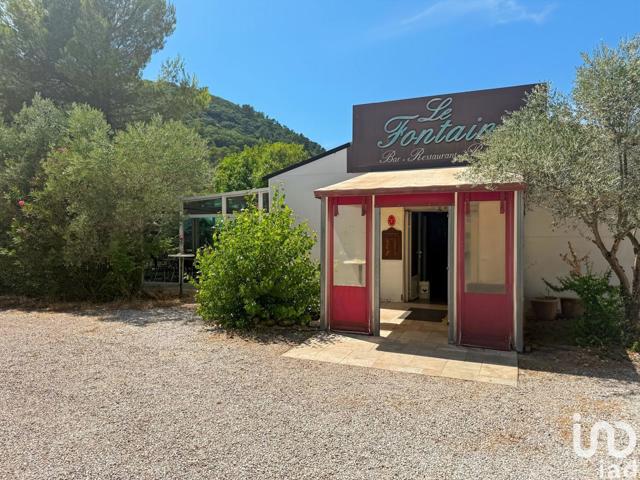 Vente  Local commercial de 200 m² à Saint Maximin la Sainte Baume 242 000 euros Réf: SFN-1825118