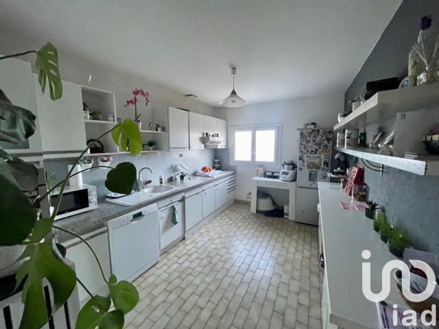 Vente  Appartement F3  de 71 m² à La Londe les Maures 260 000 euros Réf: SFN-1828712