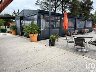 Vente  Local commercial de 170 m² à Fréjus 357 000 euros