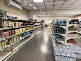 Vente  Local commercial de 370 m² à Fréjus 129 000 euros