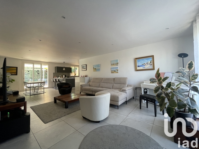 Vente  Maison de 109 m² à Six-Fours 650 000 euros Réf: SFN-1828785