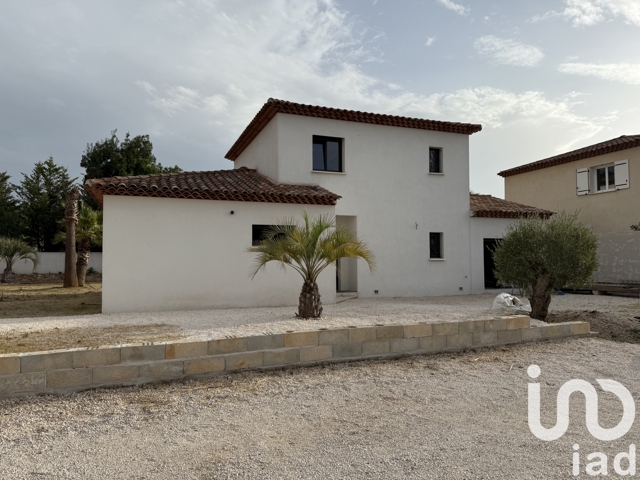 Vente  Maison de 134 m² à La Crau 725 000 euros Réf: SFN-1582836