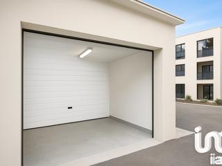 Vente  Garage de 16 m² à Fréjus 37 000 euros