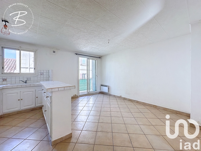 Vente  Appartement T2  de 50 m² à Toulon 120 000 euros Réf: SFN-1829896