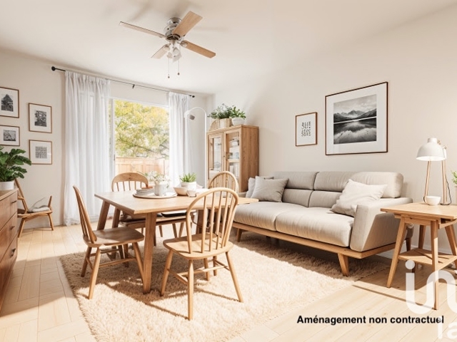 Vente  Appartement T3  de 69 m² à Hyères 224 000 euros Réf: SFN-1755253
