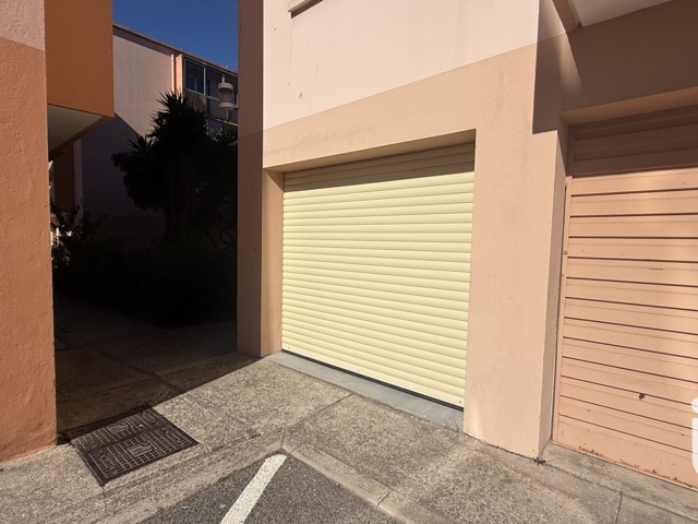 Vente  Garage de 16 m² à Saint Raphaël 30 000 euros Réf: SFN-1835931