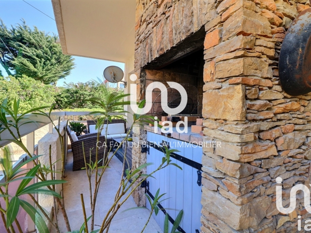 Vente  Appartement T3  de 60 m² à Saint Cyr Sur Mer 495 000 euros Réf: SFN-1668698