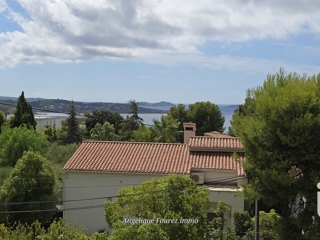 Vente  Studio de 28 m² à Bandol 169 000 euros