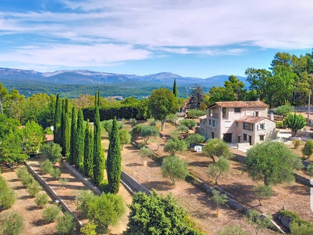Vente  Maison de 120 m² à Fayence 728 000 euros Réf: SFN-1837208