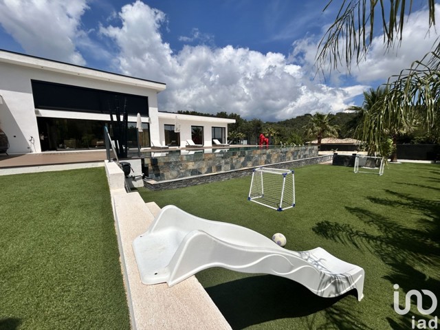 Vente  Maison de 195 m² à Bandol 2 480 000 euros Réf: SFN-1764059