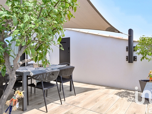 Vente  Appartement F5  de 125 m² à Sanary 1 330 000 euros Réf: SFN-1846440