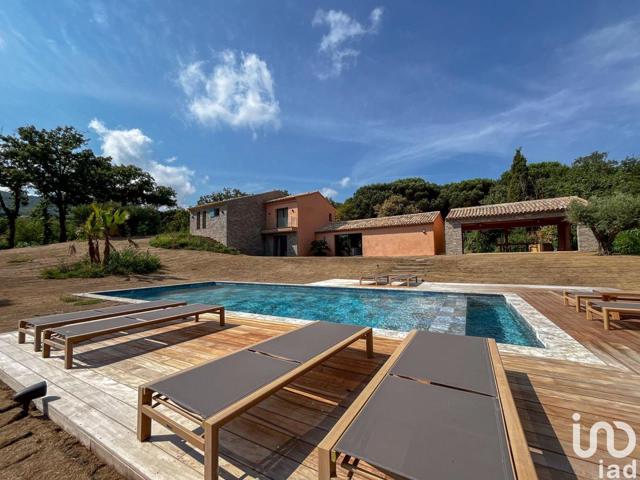 Vente  Maison de 190 m² à Ramatuelle 5 300 000 euros Réf: SFN-1823130