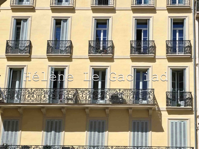Vente  Appartement F4  de 87 m² à Toulon 195 000 euros Réf: SFN-1847034