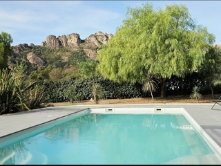 Vente  Maison de 150 m² à Roquebrune sur Argens 835 000 euros