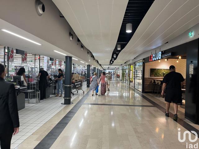 Vente  Local commercial de 51 m² à La Seyne 215 000 euros Réf: SFN-1845225