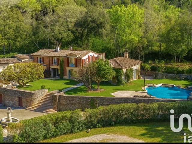 Vente  Maison de 380 m² à Grimaud 2 500 000 euros Réf: SFN-1597429