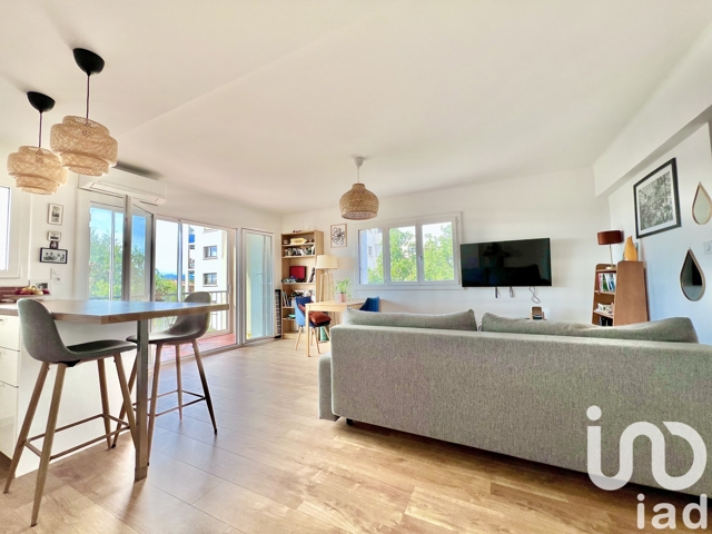 Vente  Appartement F3  de 65 m² à Saint Raphaël 299 000 euros Réf: SFN-1776704