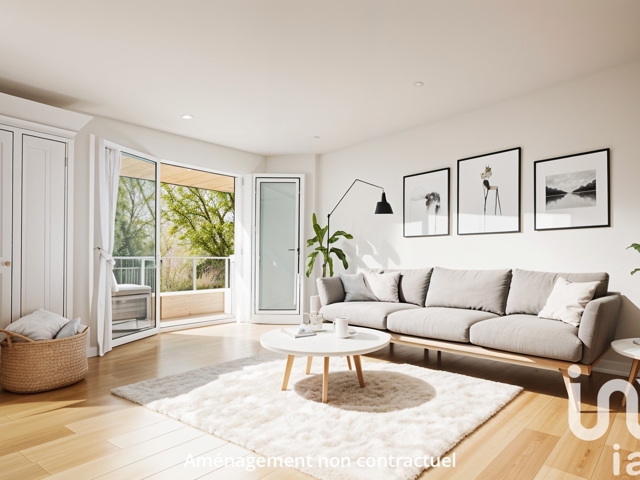 Vente  Appartement T3  de 69 m² à Hyères 224 000 euros Réf: SFN-1755253