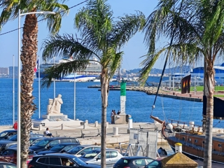 Vente  Appartement T3  de 85 m² à La Seyne 179 000 euros