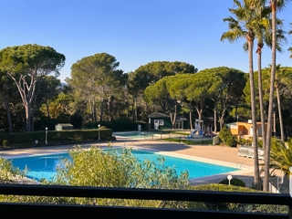 Vente  Appartement F2  de 35 m² à Saint Raphaël 159 900 euros