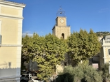 Vente  Appartement T2  de 37 m² à Ollioules 133 000 euros