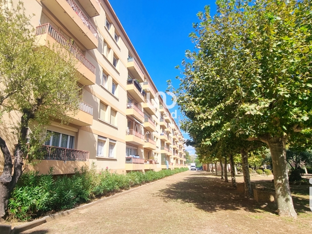 Vente  Appartement F3  de 55 m² à Fréjus 139 000 euros Réf: SFN-1859840