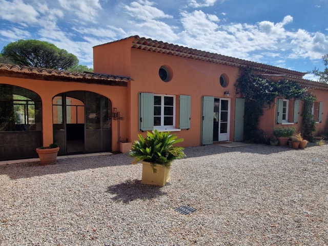 Vente  Maison de 156 m² à Vidauban 650 000 euros Réf: SFN-1855648