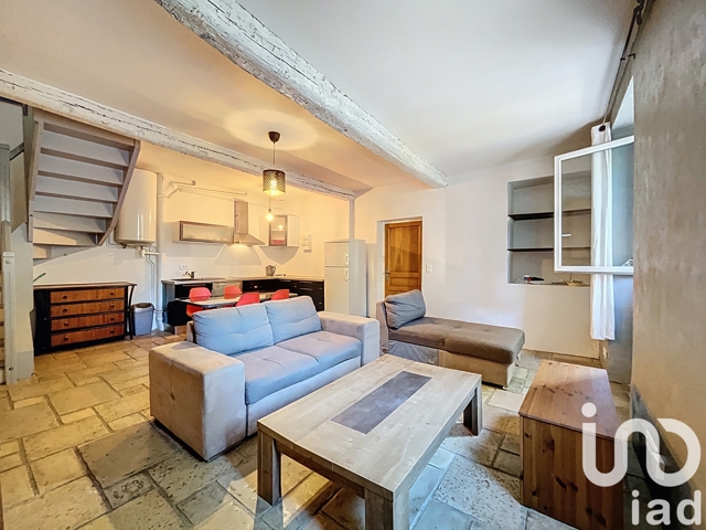 Vente  Appartement F3  de 59 m² à Saint Paul en Forêt 195 000 euros Réf: SFN-1861533