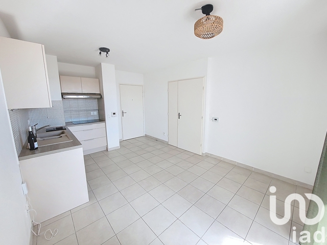 Vente  Appartement T2  de 36 m² à Toulon 129 500 euros Réf: SFN-1865101