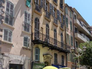 Vente  Studio de 35 m² à Toulon 100 000 euros Réf: SFN-1856726