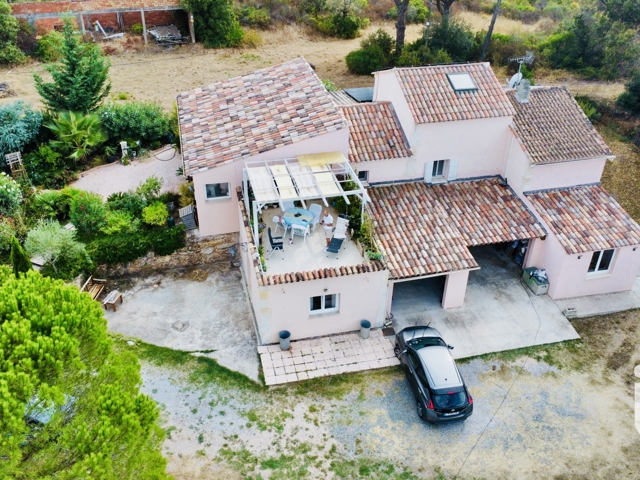 Vente  Maison de 215 m² à Puget sur Argens 849 000 euros Réf: SFN-1865199