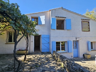 Vente  Appartement T5  de 114 m² à Villecroze 378 000 euros