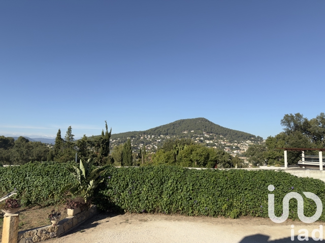 Vente  Maison de 161 m² à Carqueiranne 895 000 euros Réf: SFN-1867038