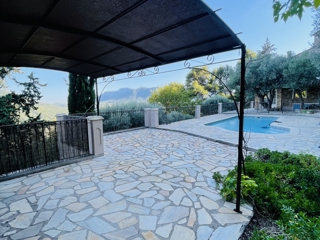 Vente  Maison de 200 m² au Revest les Eaux 849 000 euros