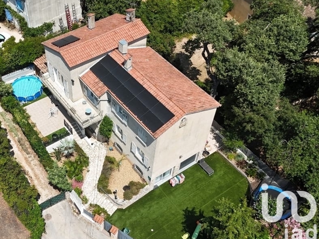 Vente  Maison de 250 m² au Pradet 745 000 euros Réf: SFN-1868198