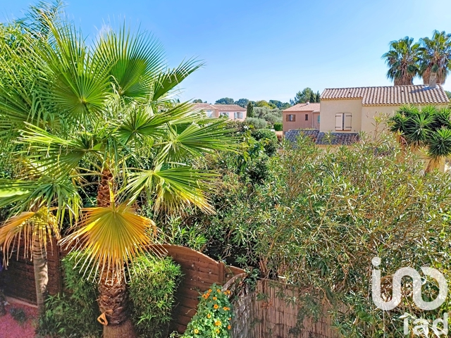 Vente  Appartement F3  de 67 m² à Sanary 310 000 euros Réf: SFN-1868388