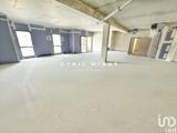 Vente  Local commercial de 96 m² à Sanary 397 921 euros