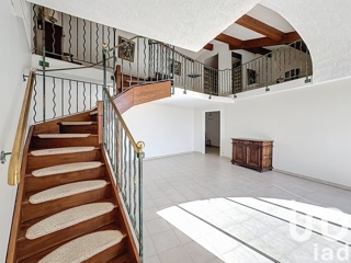 Vente  Appartement T5  de 121 m² à Saint Raphaël 520 000 euros