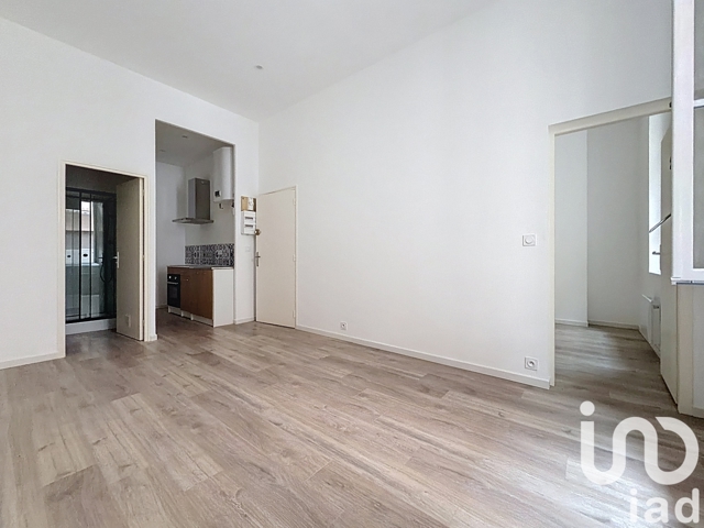 Vente  Appartement T2  de 31 m² à Toulon 140 000 euros Réf: SFN-1813551