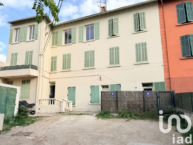 Vente  Studio de 25 m² à Toulon 65 000 euros Réf: SFN-1873908