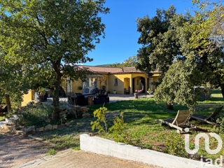Vente  Maison de 227 m² à Forcalqueiret 449 000 euros