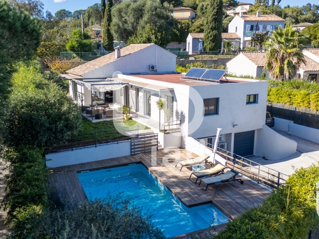 Vente  Maison de 168 m² à Cogolin 1 195 000 euros Réf: SFN-1873925